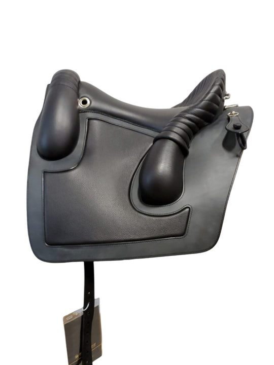 DP Saddlery 1024 Cadiz 8324