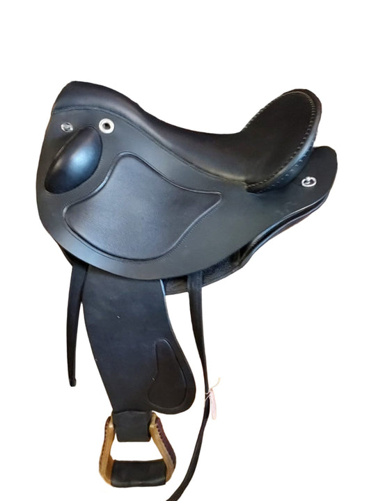 DP Saddlery Quantum Sport 7816