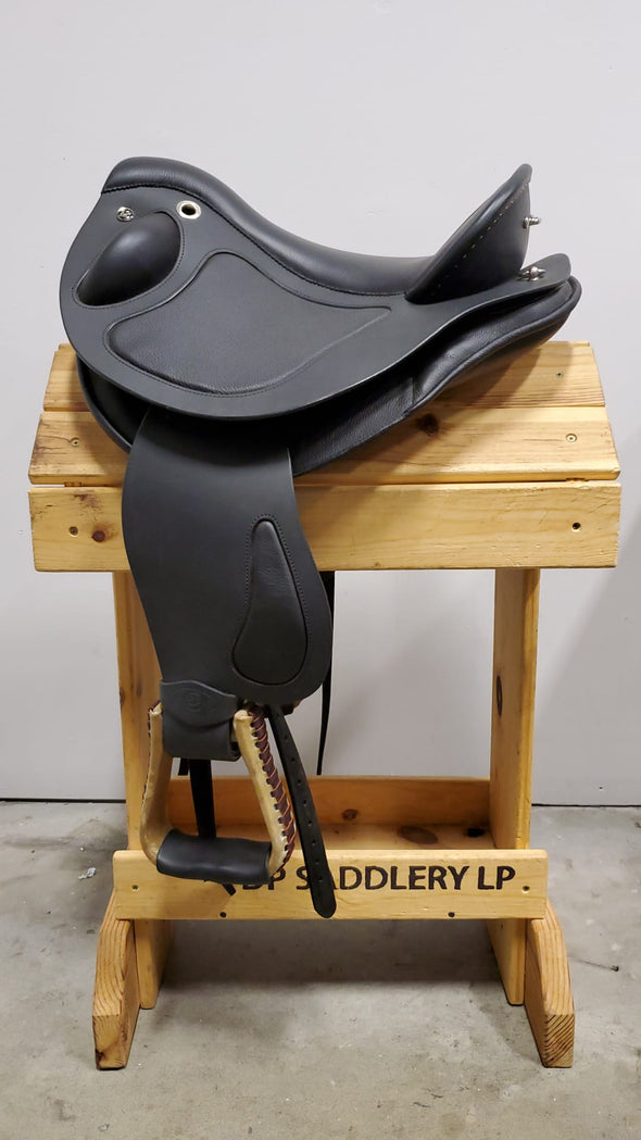 DP Saddlery Quantum Sport 8105 DP Saddlery