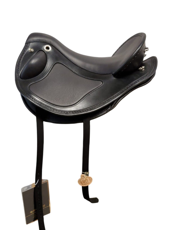 DP Saddlery Quantum Sport SC7152 Quantum DP Saddlery S3 - 68cm Medium Fenders 