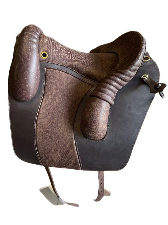 DP Saddlery 1023 Jerez SKL SC4067