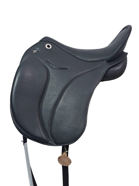 DP Saddlery 1220 Majestro Dressage SC5571